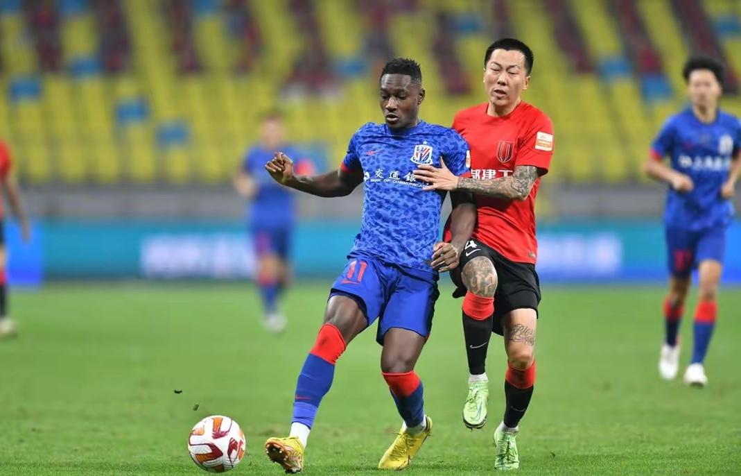 关于成都蓉城国际比赛日主帅复盘，志在欧篮联名次提升，球迷炸锅，团队化学反应显著的信息-凯发体育