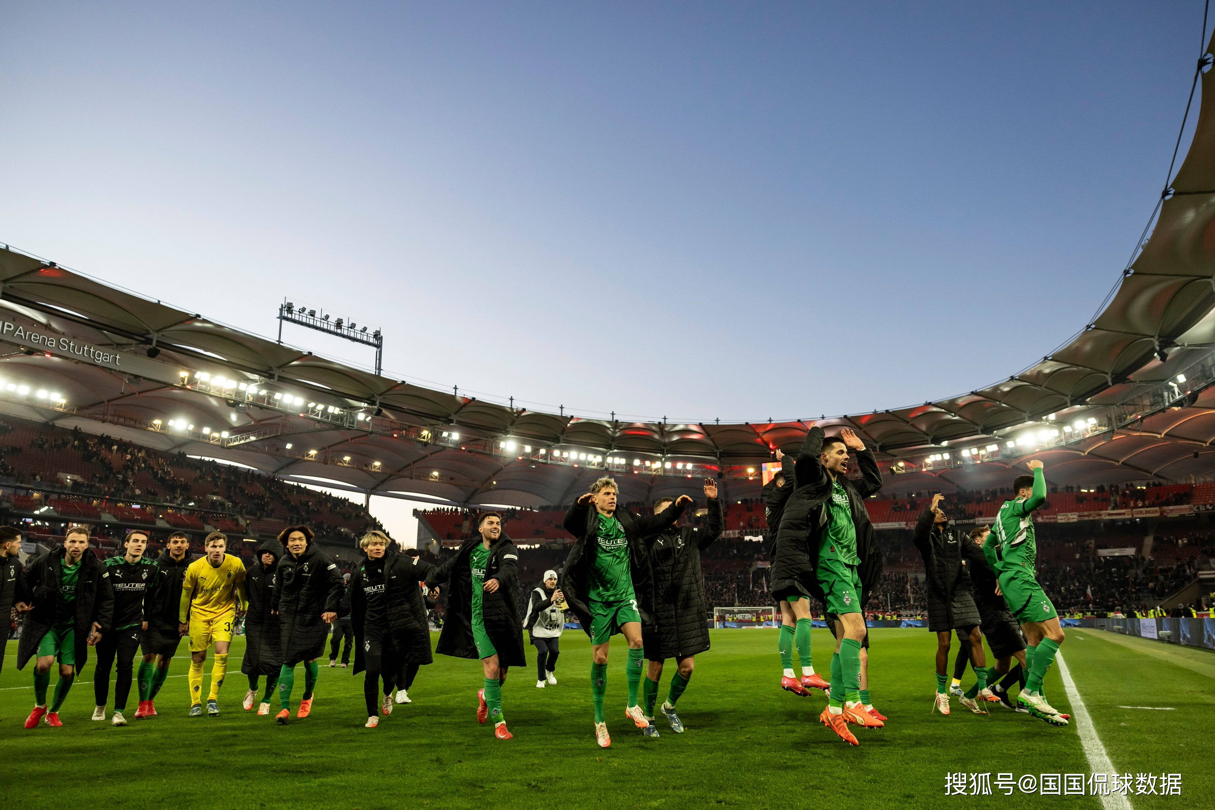 里程碑夜法兰克福战术微调，德甲国际比赛日刷纪录，气氛紧张，资深球员宣示担当的简单介绍-凯发官网入口